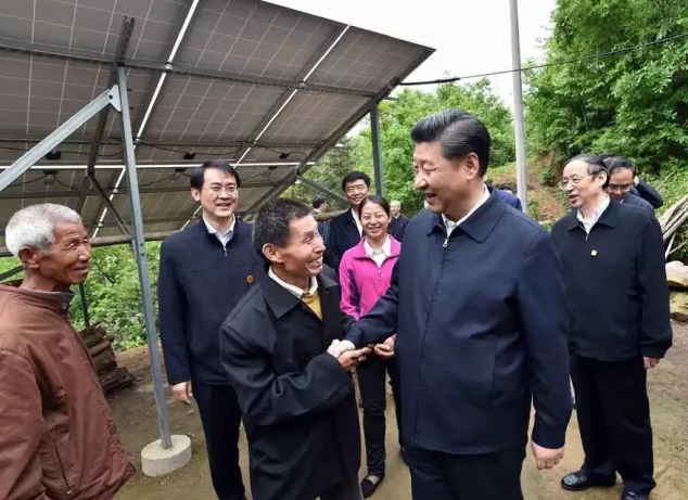 【重磅】习近平考察安徽金寨光伏扶贫项目